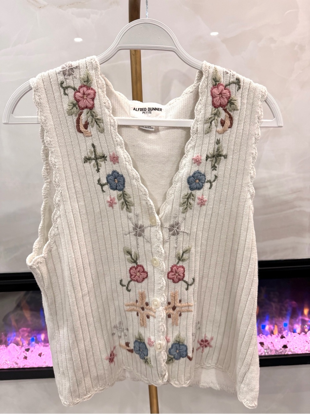 Vintage Alfred Dunner Cream Knit Button-Front Floral Vest
